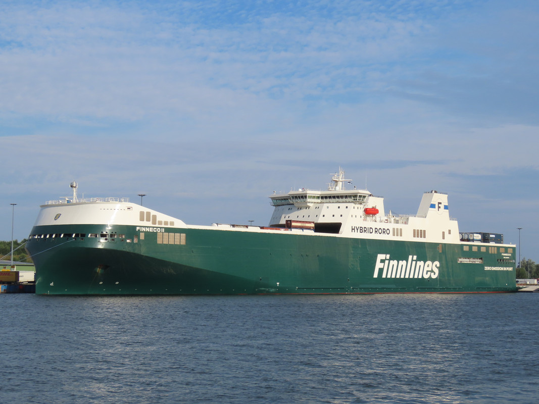 CDA20288-0B99-4265-B61D-1DF2DFC601F4