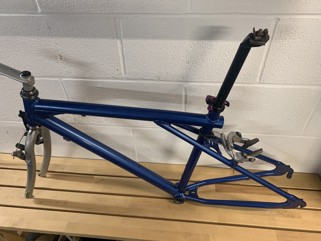 C20C918F-7B3B-4BDF-9FAE-BC8B13CCAED1