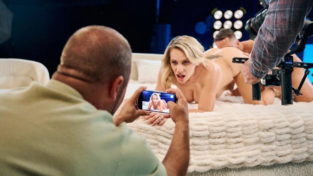 WIFEY – Sadie Rose – Cock-Hungry Hotwife Gets Creampied