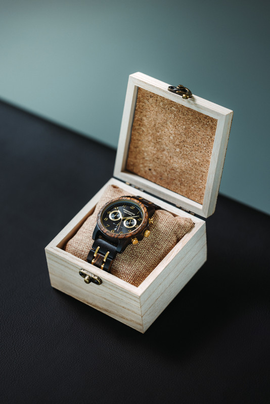 Legacy-X-Edition-City-wooden-watch-with-black-dial-and-gold-details-premium-Black-Friday-2025-gift