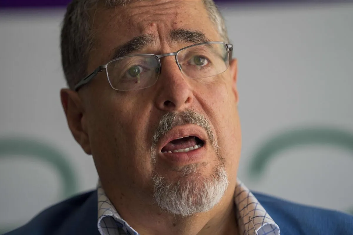 Bernardo Arévalo gana comicios presidenciales en Guatemala
