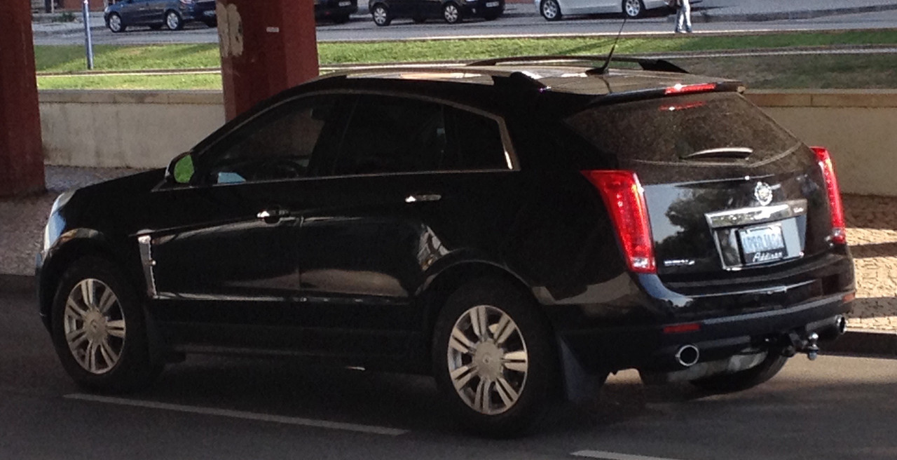 IMG-0700-us-spec-cadillac-srx-mk2.jpg