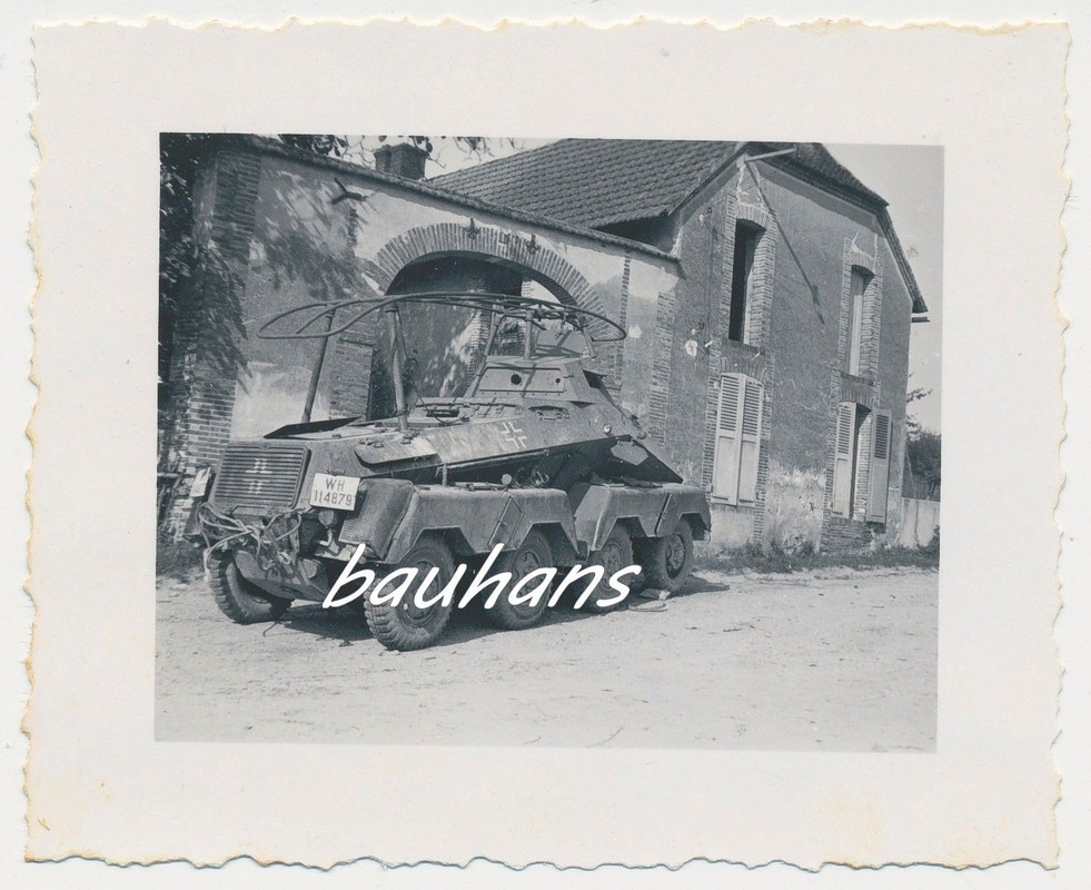 Foto Frankreich Panzerspähwagen Sd.Kfz.232 (FU) 