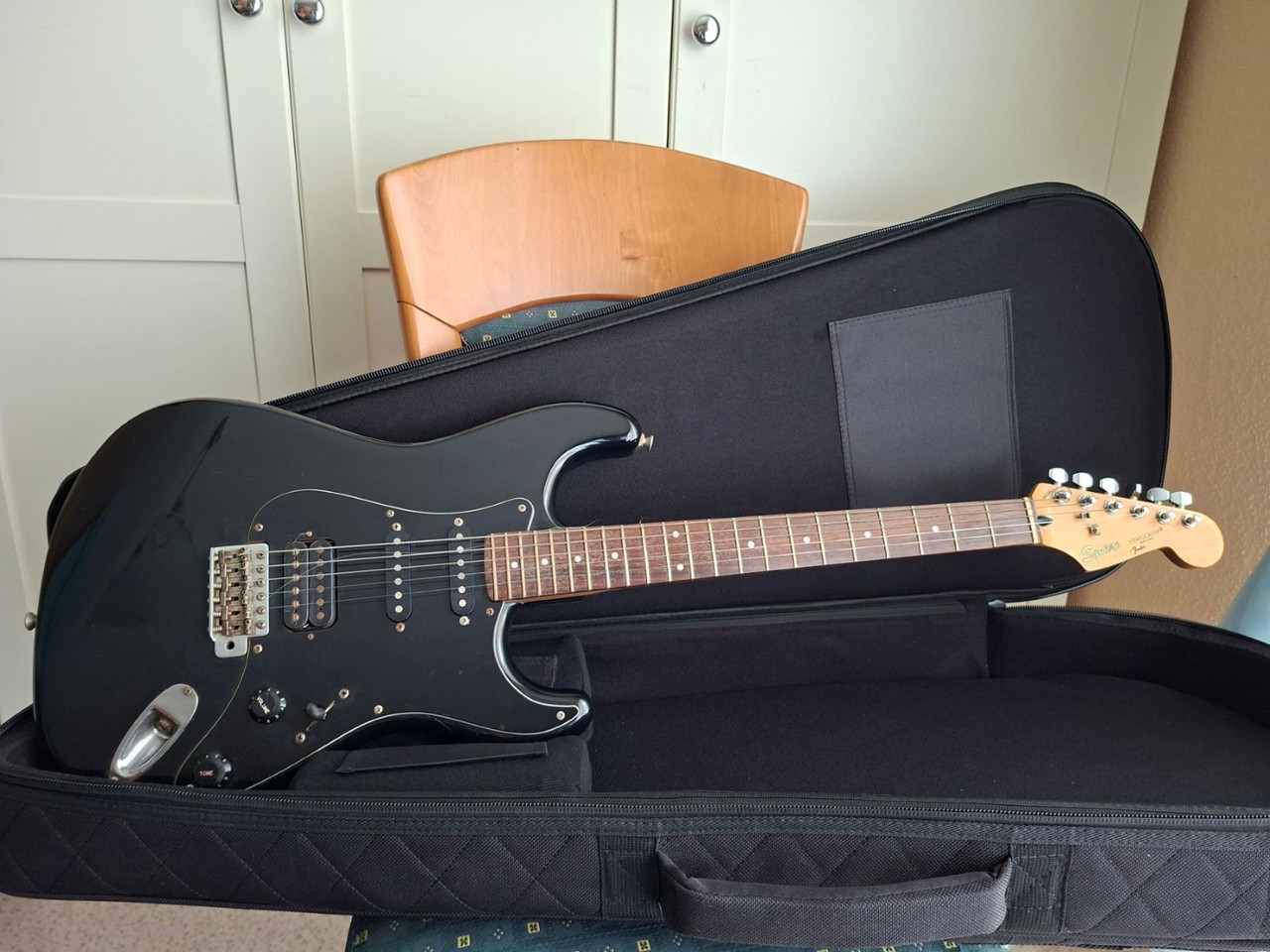 3-21-fujigen-Squier-ST-336-boxer-bk