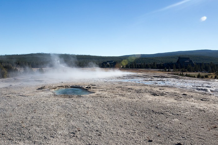 Giantess Geyser, Yellowstone National Park