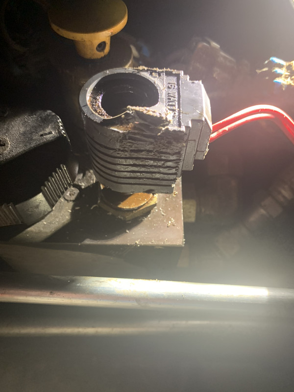 FB9A52CE-7F04-4952-ACFA-F108E7603988