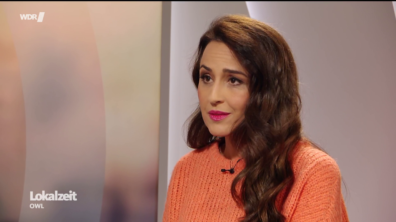 Nina Moghaddam WDR Lokalzeit OWL 11 03 2026 122X Caps 90