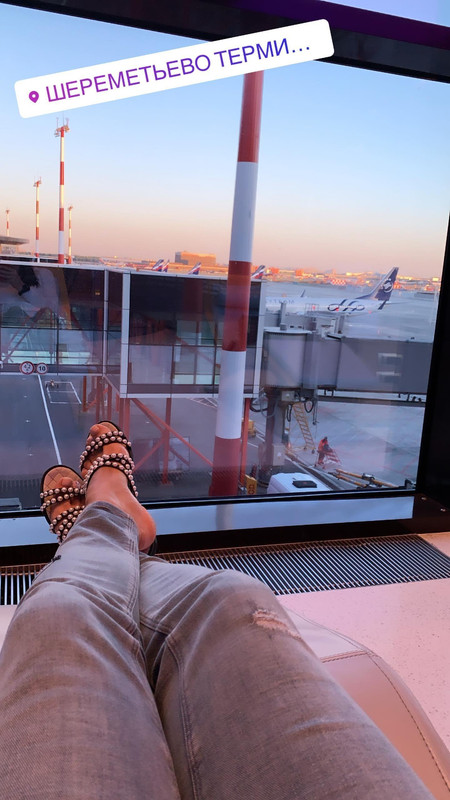 Yelena-Isinbayeva-Feet-4347884