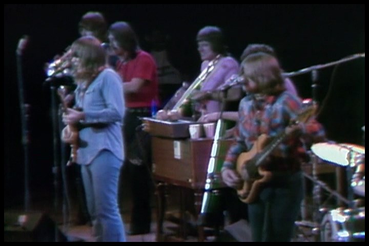 dvd_snapshot_00.25.15_[2021.12.20_23.12.35]