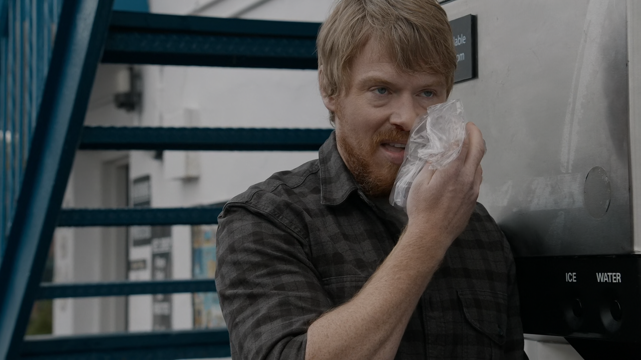 The.Blacklist.S09E07.Between.Sleep.and.Awake.1080p.10bit.AMZN.WEB-DL.DDP5.1.HEVC-Vyndros.mkv_snapsho