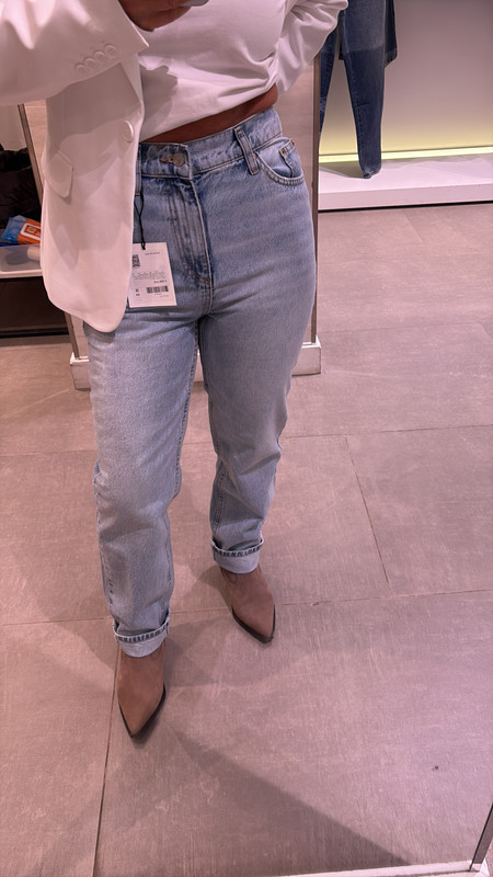 3EE4E95E-A8BE-4693-A77B-3E338FCABA50