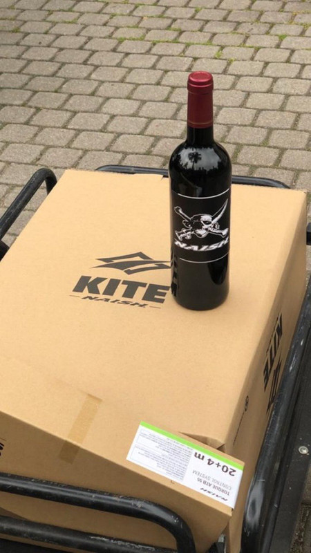 C1EAEA6A-4AAD-4180-AD9C-1EDEF20F5F06