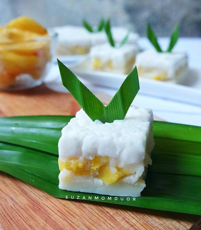 Kue Amparan Tatak Pisang