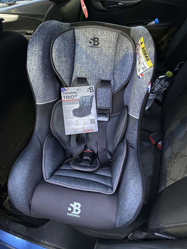 Bodega Aurrerá Silla para auto safety baby 
