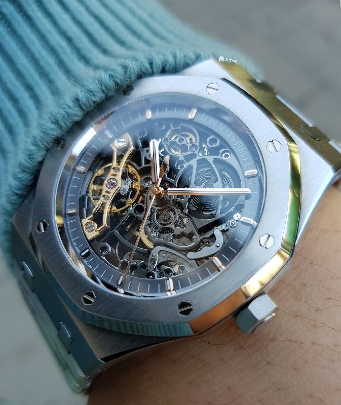 Mode des montres squelettes: ne pas confondre avec celle des cadavres horlogers Fe151c4dc2fb0231dc2bd0d953058ab4