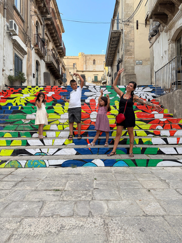 64bd4b28-25a2-4e9d-a866-a1ff3d84a1e6