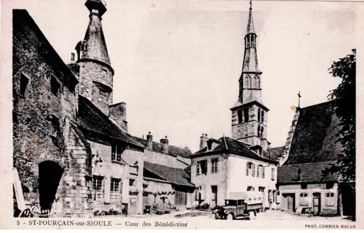 Cour des Bénédictins 1950