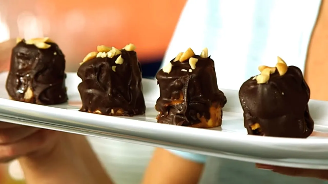 ¿Quieres preparar un postre especial y delicioso? Haz unos bombones de plátano