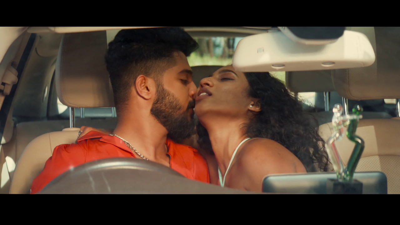 vlcsnap-2023-10-15-16h36m04s883