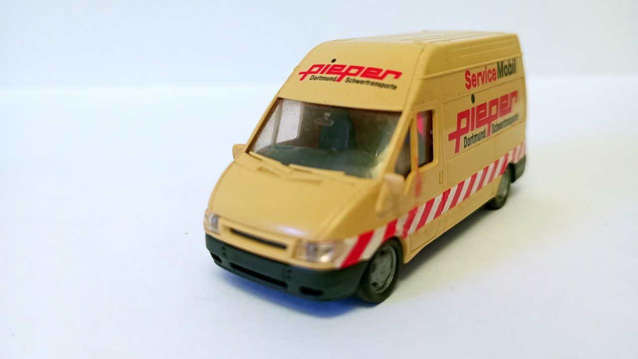 Mach (3612)