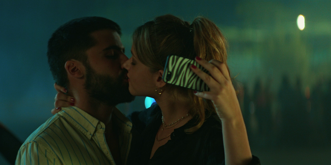 vlcsnap-2023-06-08-19h50m38s102