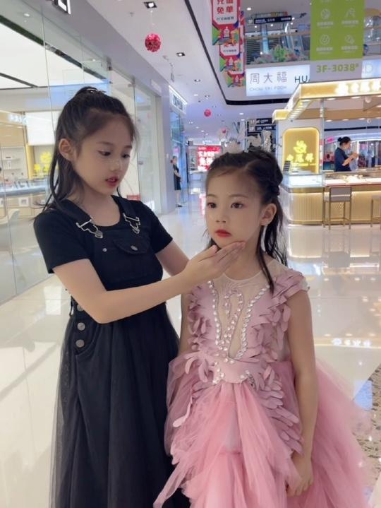 LLY88888888889,ロリータ,Lolita,萝莉塔,炉利,Loli,萝莉,亜炉,華炉,少女,甜妹