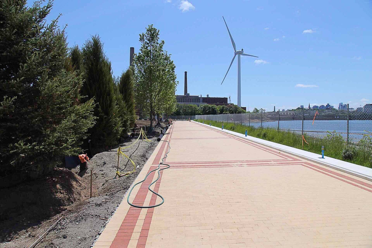 666666C1-953D-4919-A2FF-B02FD73630B8