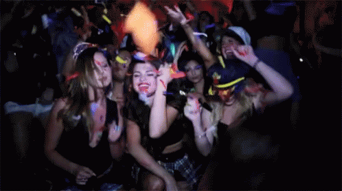 club-498-x-278-gif-5krhns510dytzyl2.gif