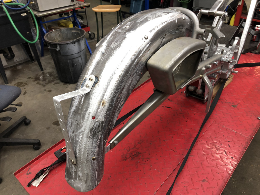 55F628DE-762D-423C-B5C6-76288FFF4062