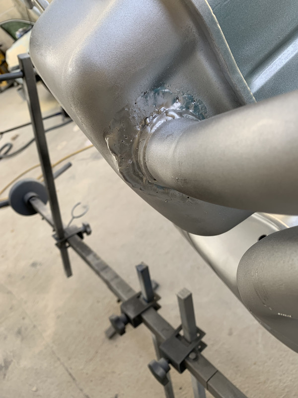 DCB8DF9A-8C2F-499E-91F4-2A567A9706C0