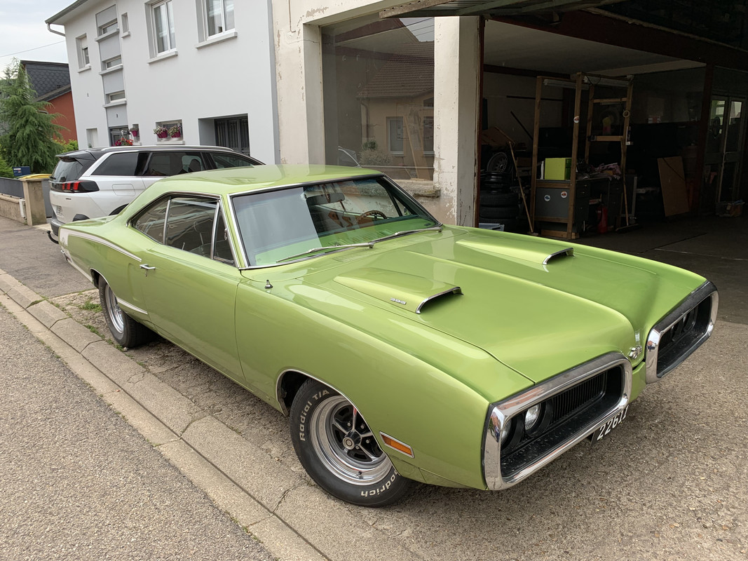 78C2409C-0427-4589-9E49-A751A0E277A8