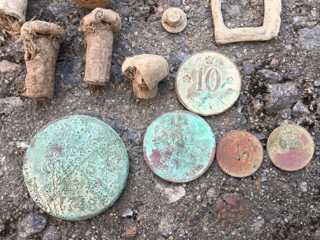 B8D04115-A2AD-4BB4-9D58-D99AA4772FB5