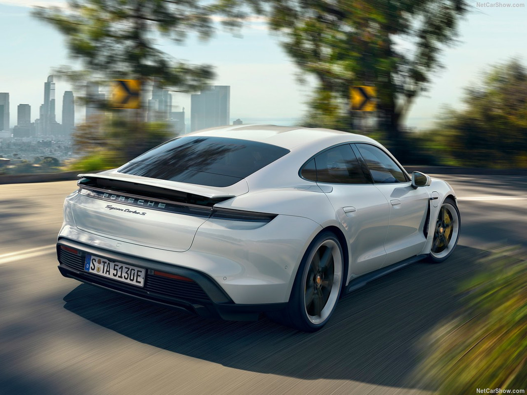 Porsche-Taycan-2020-1280-10