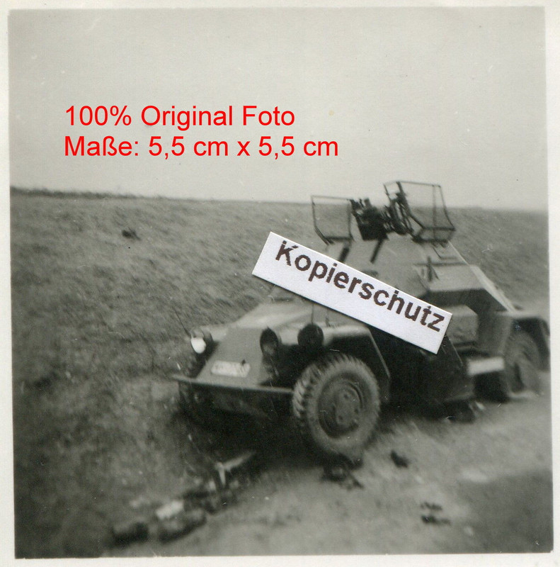 Polen , zerstörtes SdKfz Panzer Aufklärer bei Zakroczym