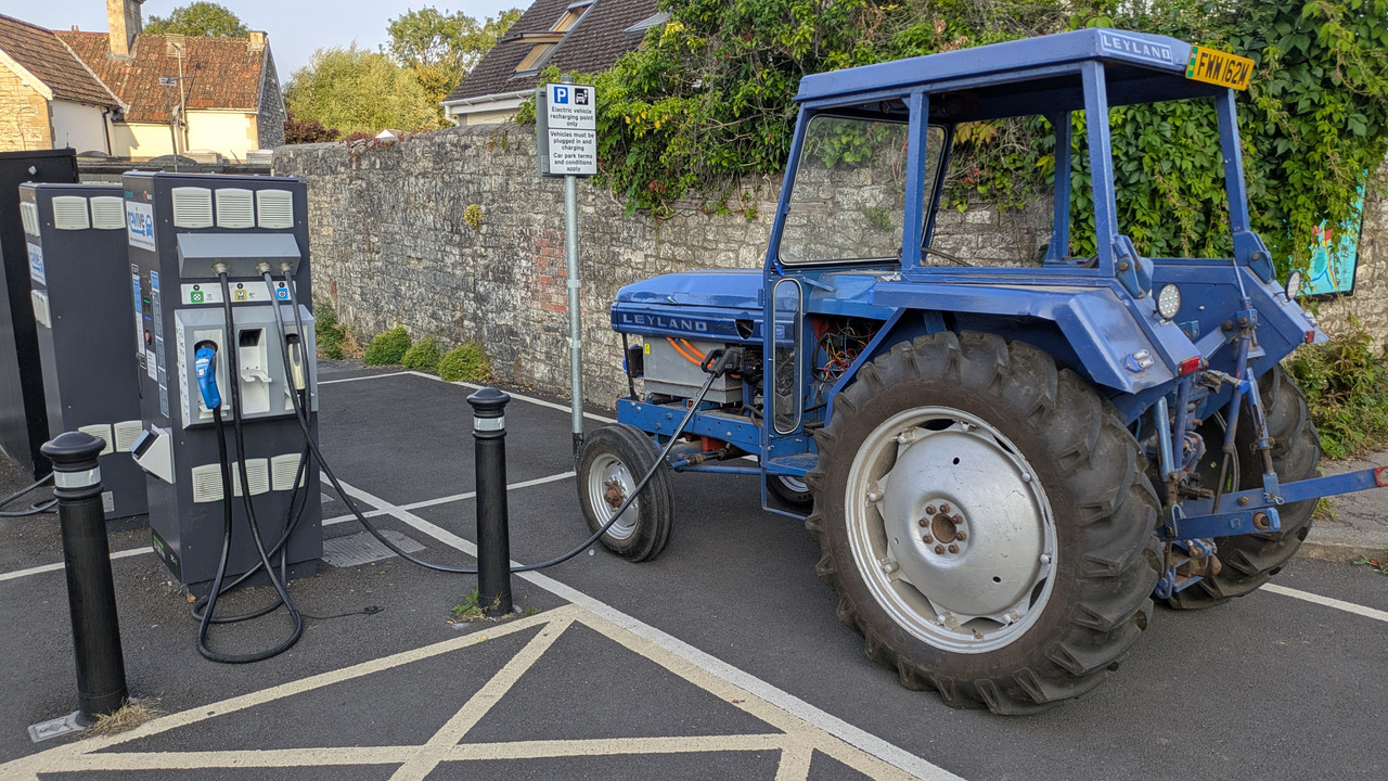 PXL 20250815 180421174 MP (4)