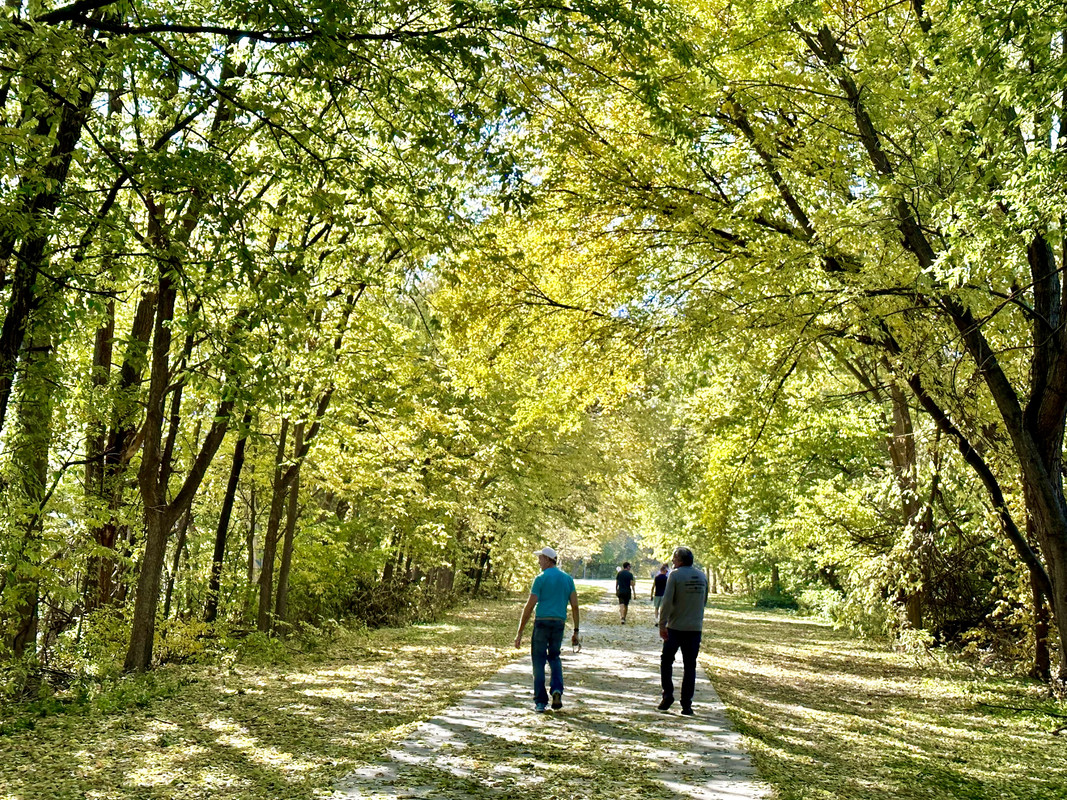 AF32B239-02F4-47DF-B2D2-9FBCC55ADAF0