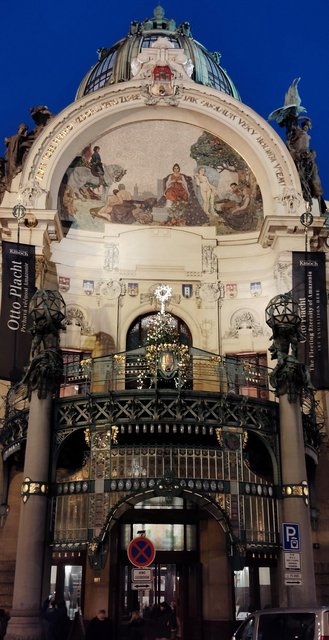 La pinacoteca del Castillo, la Galería Nacional y más Mercados de Navidad - Viena - Bratislava - Praga, Navidad 2024 (136)