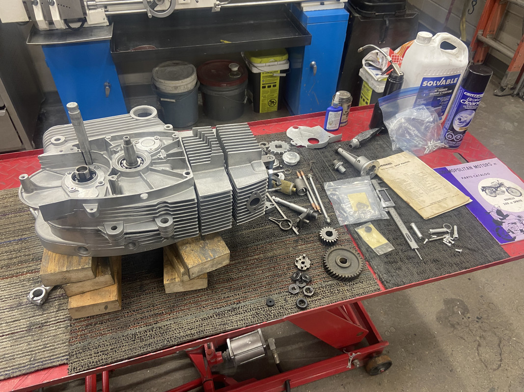 68E32767-1C17-4DCE-B119-7C560CB090E2