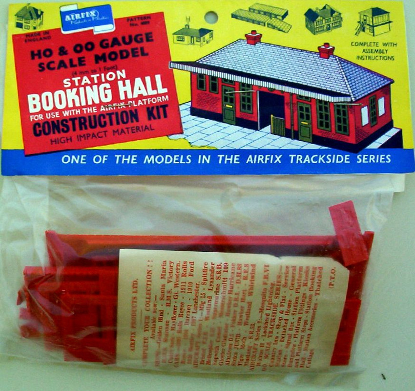 Airfix 76 Station Booking Hall