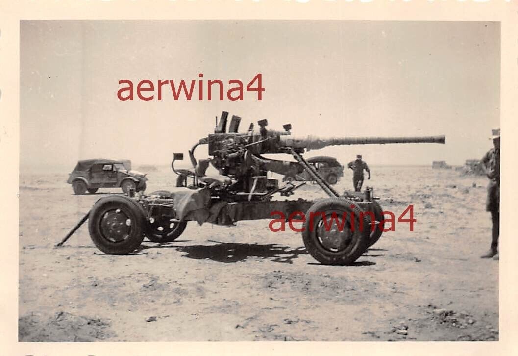 VW 82 Kübelwagen am engl. 5cm Flak Geschütz Bardia Libyen Afrika