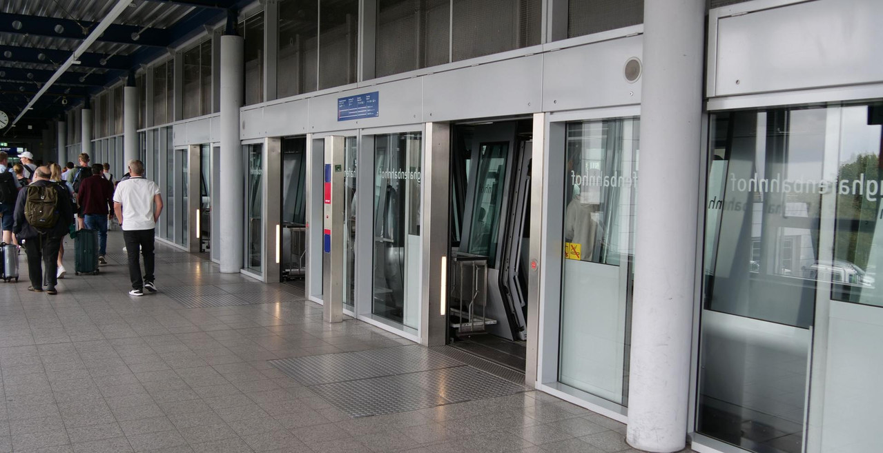 [Bild: 280725-122100b.jpg]