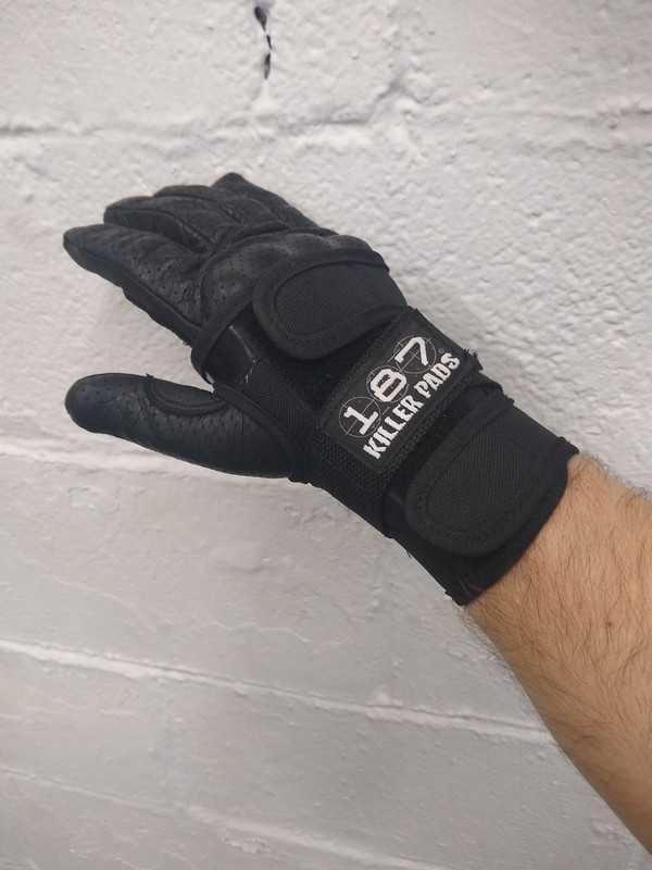 Pairing wrist guards with armored gloves, practical considerations