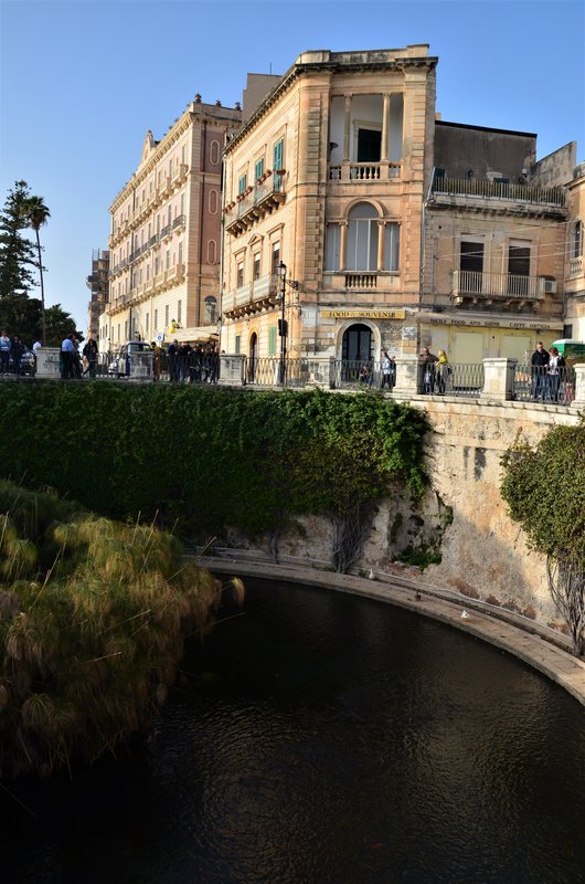 SIRACUSA-26-4-2019 - Italia y sus pueblos-2018/2019/2023 (121)