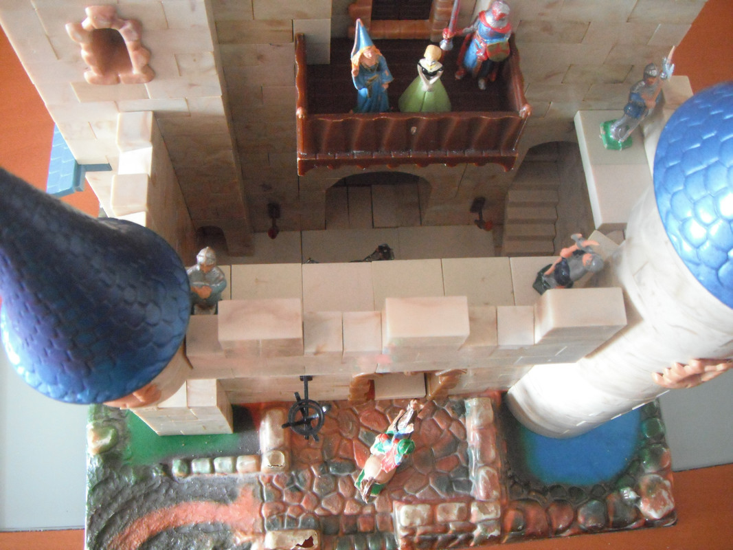 Castillo bávaro de Bölsweunstein - Patio de arma