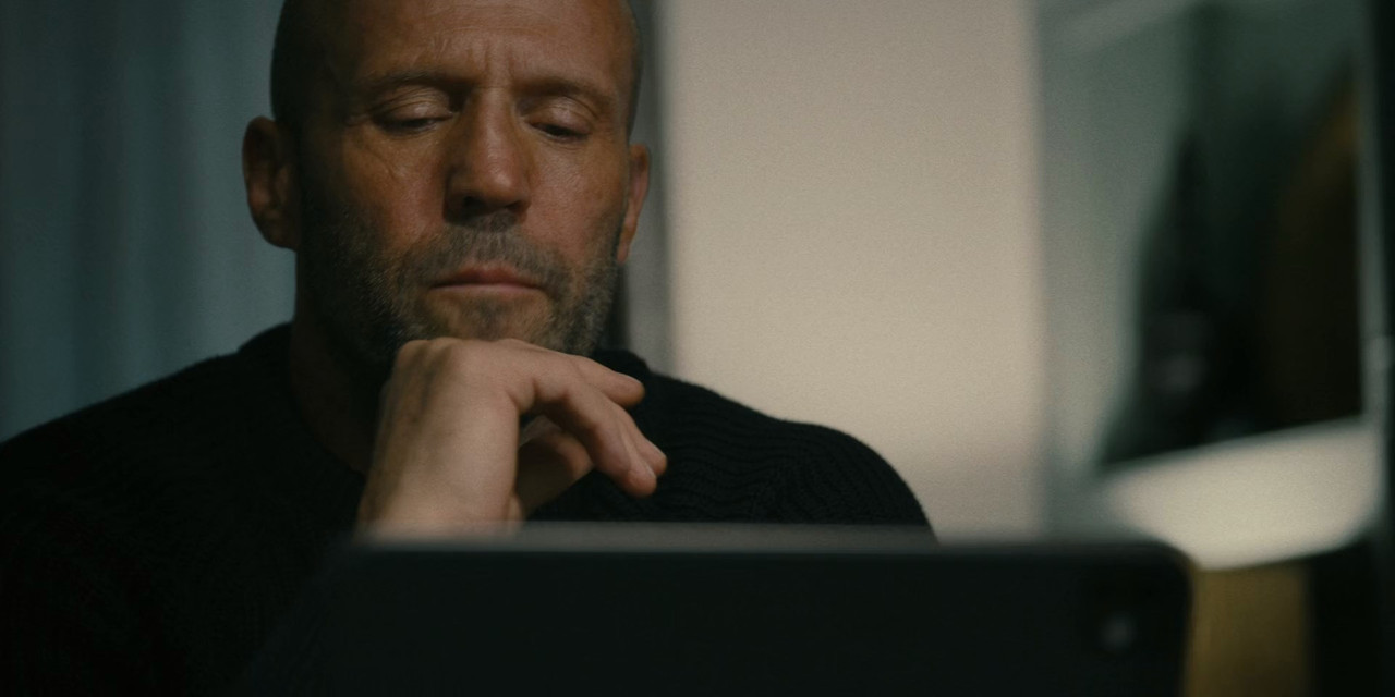Código Venganza (2026) 1080p WEB DL Latino Inglés vip hdlatino us mkv snapshot 00 07 31 451