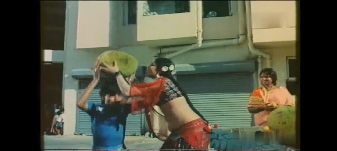 Screenshot_20210128-230347_Video Player