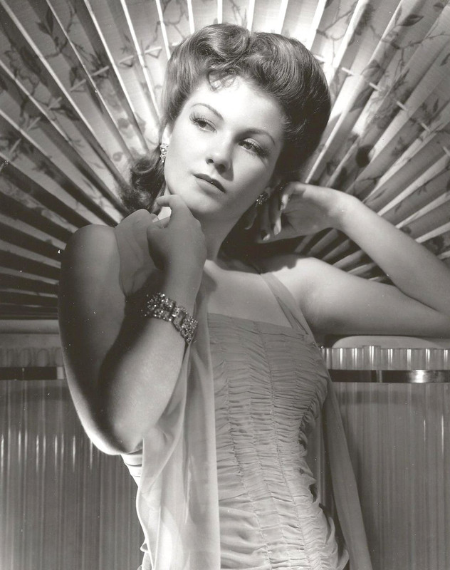 Anne_Baxter_a84