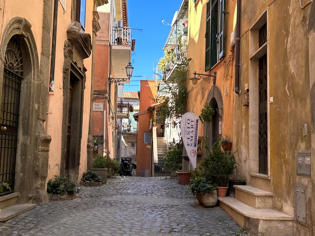 Жаркий сентябрь на побережье Тирренского моря.