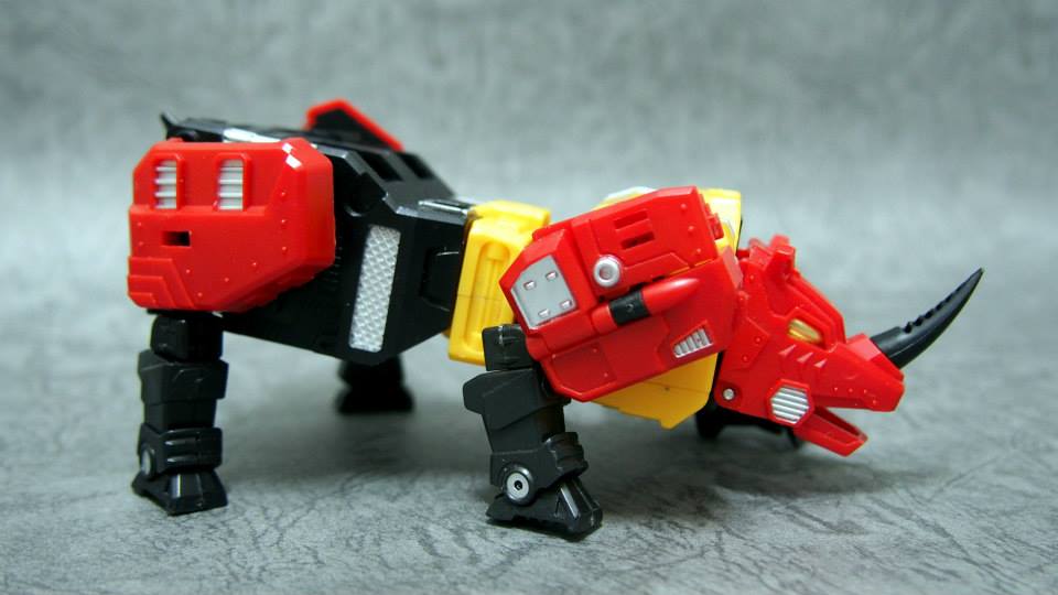 263230_330889227038489_73961970_n