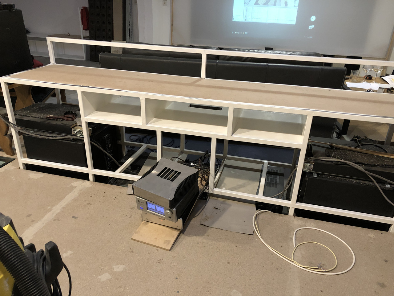 [Image: 200108-BNAT9766.jpg]